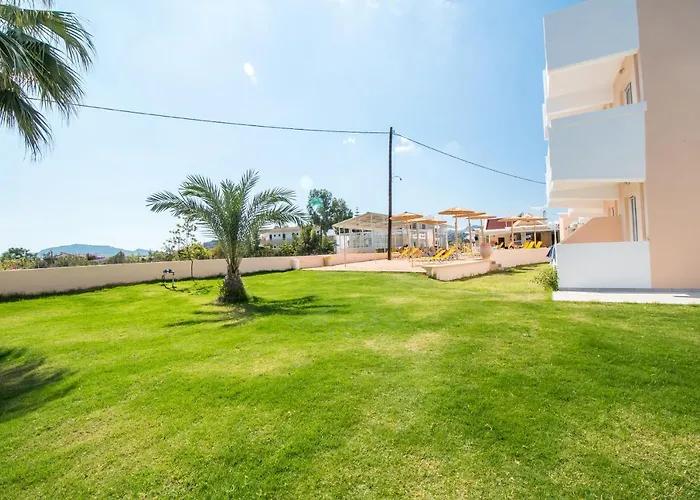 Отель Dorieas Фалираки