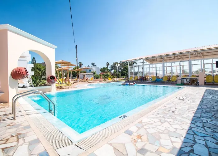 Отель Dorieas 2*